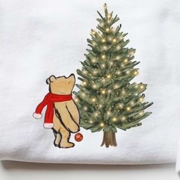 Winnie The Pooh Christmas Sweatshirt Classic Pooh Holiday 81 - Picture 2 of 5